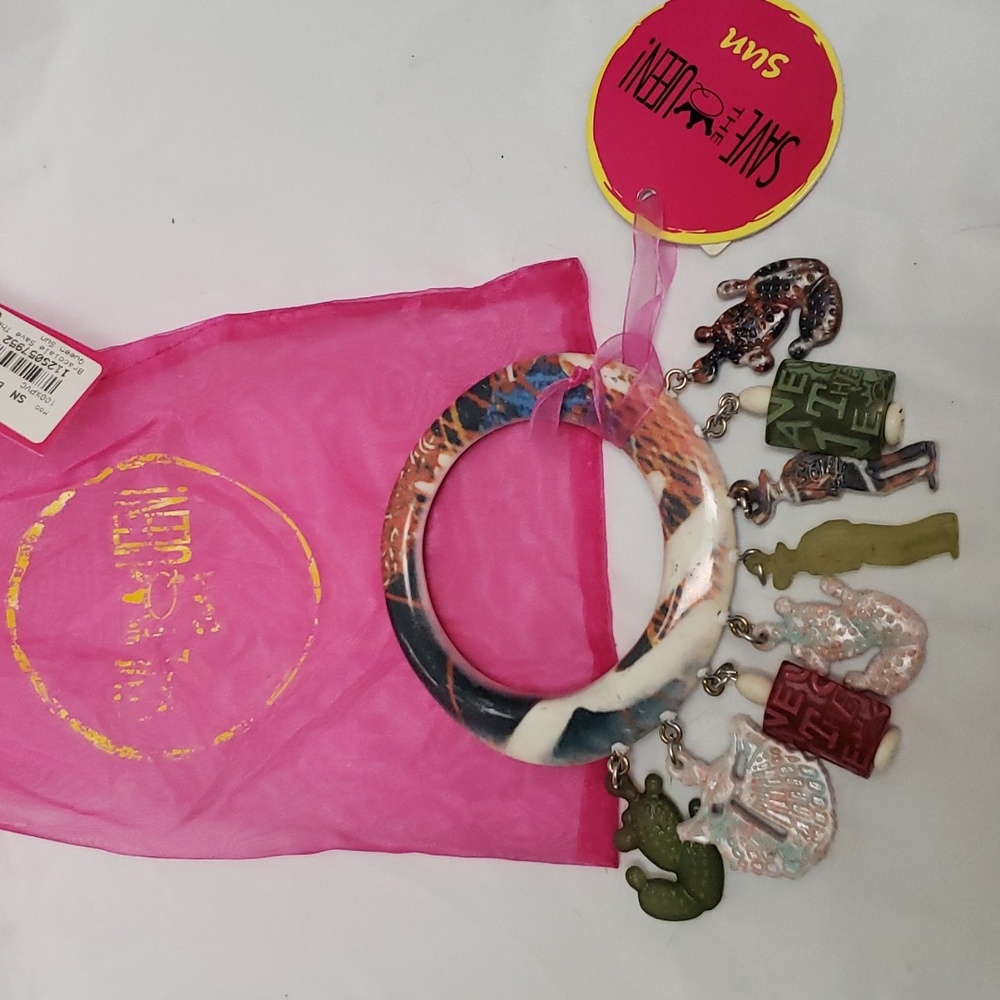 STQ bangle bracelet Old West